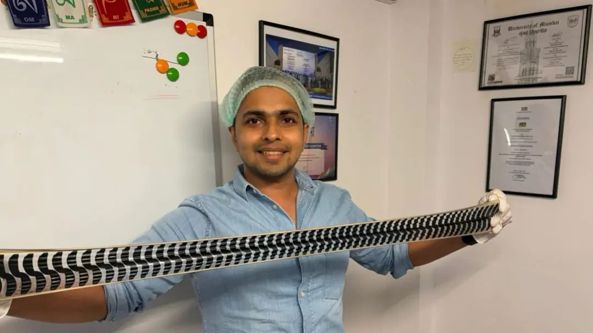 Featured in PrintWeek India: Suryudey pioneers functional printing for smart tex